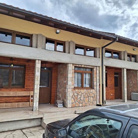 Zenith Campsite Apartments Nikšić Eksteriør bilde